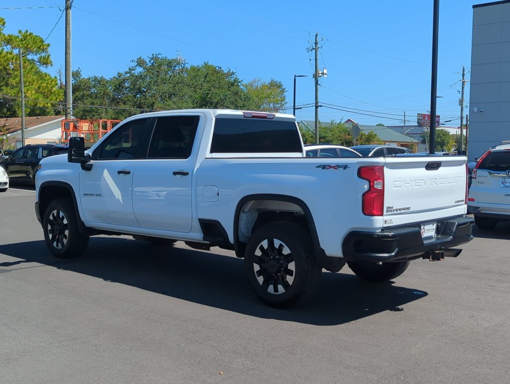 Used 2020 Chevrolet Silverado 2500 Custom w/ Custom Value Package AWD/4WD image 5