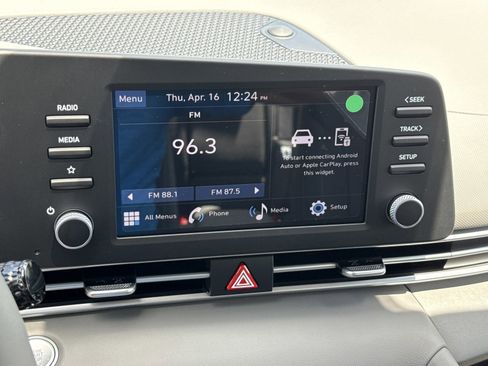 New 2026 Hyundai Elantra SEL Sport FWD image 22