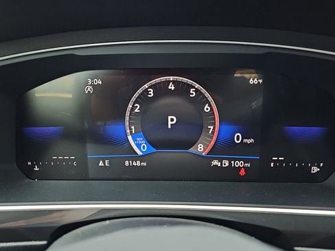 Used 2023 Volkswagen Tiguan SE image 18