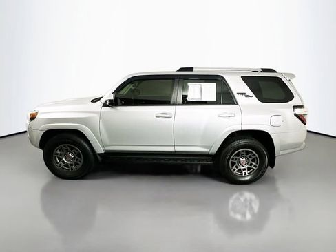 Used 2018 Toyota 4Runner TRD Off-Road w/ TRD Performance Package image 4
