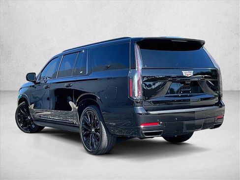Used 2025 Cadillac Escalade ESV Sport Platinum w/ LPO, ONYX Package AWD/4WD image 13