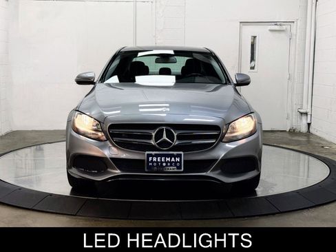 Used 2016 Mercedes-Benz C 300 Sport image 3
