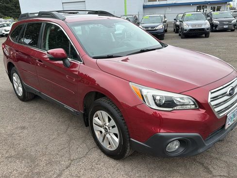 Used 2016 Subaru Outback 2.5i Premium AWD/4WD image 2