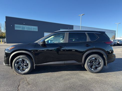 New 2026 Nissan Rogue SV w/ SV Premium Package image 6