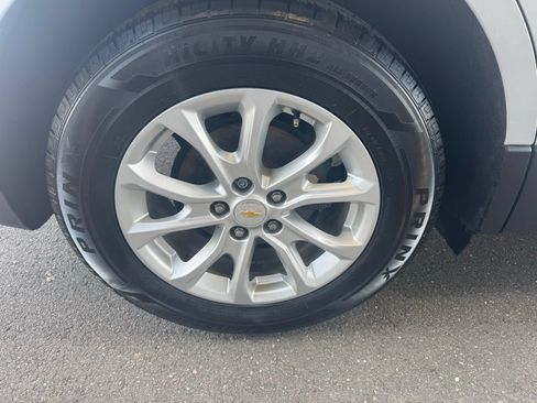 Used 2020 Chevrolet Equinox LT AWD/4WD image 11