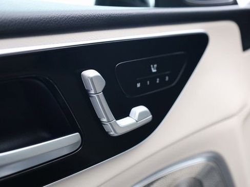 Used 2024 Mercedes-Benz C 300 4MATIC Sedan image 15