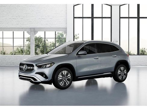 New 2025 Mercedes-Benz GLA 250 4MATIC image 38