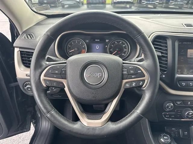 Used 2014 Jeep Cherokee Limited w/ Technology Group AWD/4WD image 9
