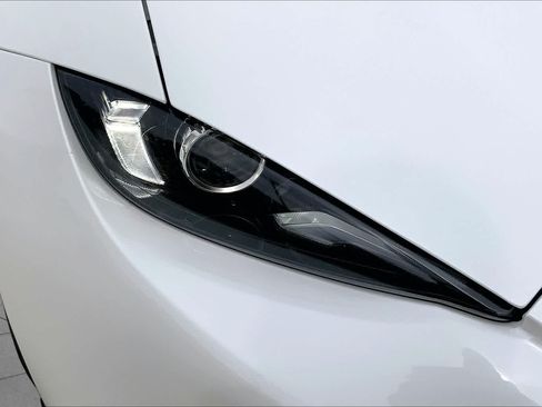New 2026 MAZDA MX-5 Miata Club w/ Interior Package RWD image 13
