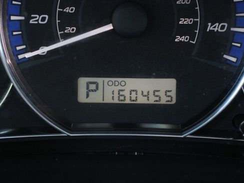 Used 2011 Subaru Forester 2.5X image 7