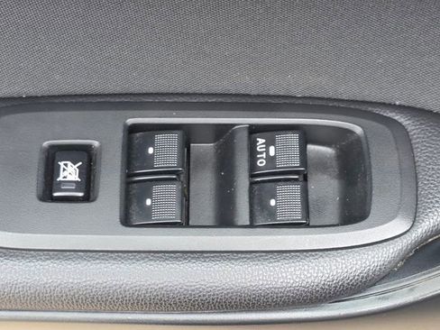 Used 2023 Ford Ranger XLT w/ Equipment Group 302A High AWD/4WD image 9
