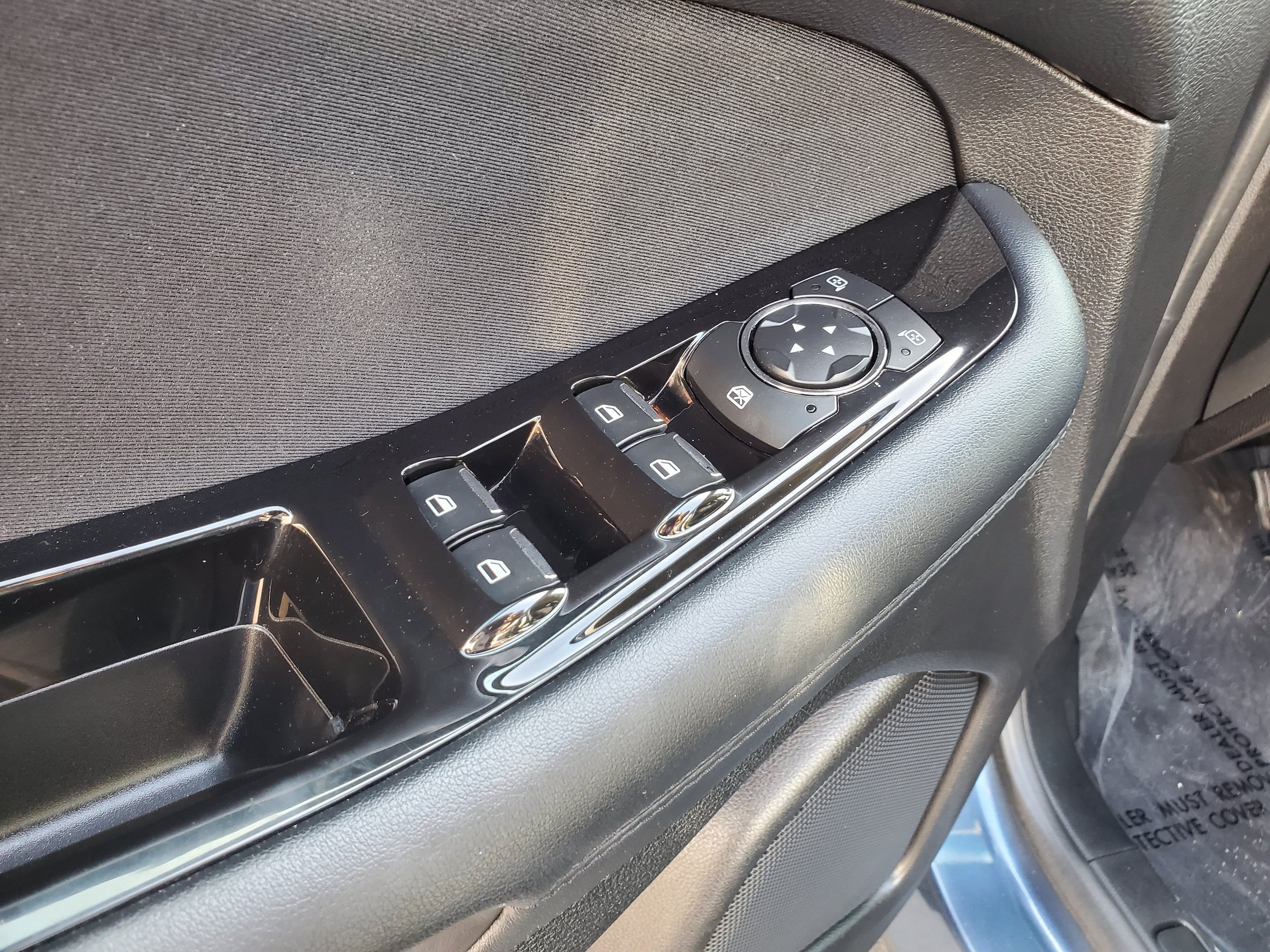 Used 2018 Ford Edge SEL FWD image 10