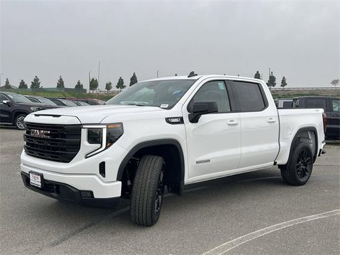 New 2026 GMC Sierra 1500 Elevation image 7