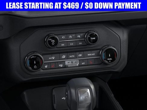 New 2025 Ford Bronco Outer Banks image 16