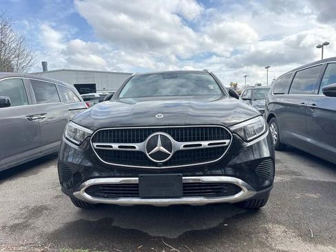 Used 2024 Mercedes-Benz GLC 300 image 9