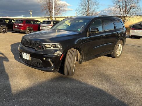 Used 2024 Dodge Durango GT image 3