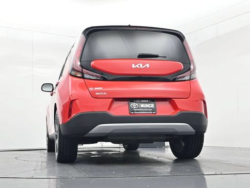 Used 2024 Kia Soul EX w/ Option Group 015 FWD image 40