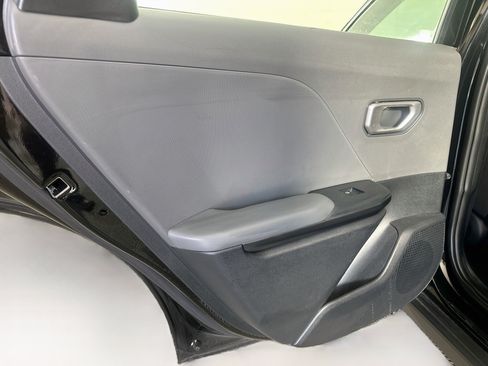 Used 2025 Kia K4 FWD image 25