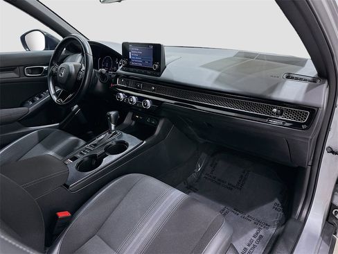Used 2022 Honda Civic Sport image 28