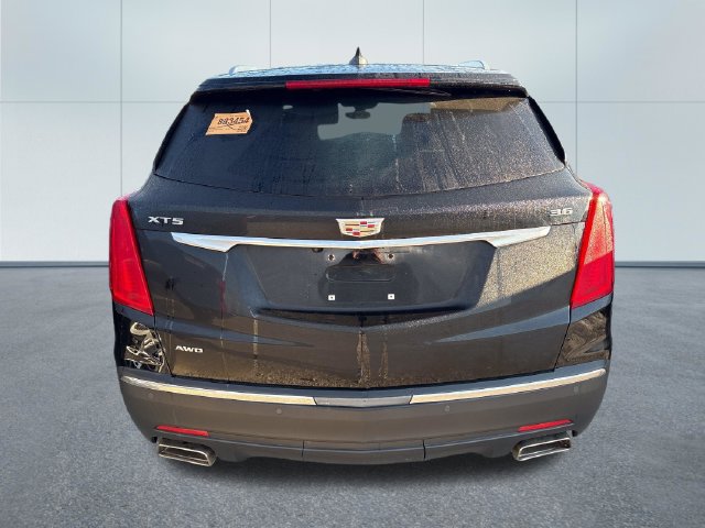 Used 2019 Cadillac XT5 AWD image 3