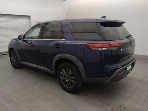 Used 2022 Nissan Pathfinder S AWD/4WD image 3