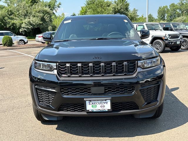New 2026 Jeep Grand Cherokee L 4WD image 6
