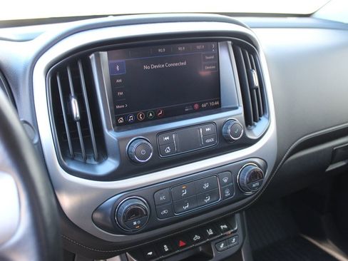 Used 2019 GMC Canyon SLT w/ Driver Alert Package image 9