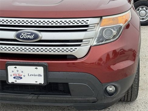 Used 2014 Ford Explorer XLT w/ Equipment Group 202A image 9