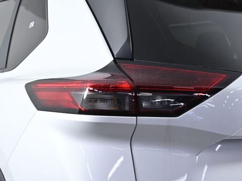 New 2026 Nissan Rogue SV w/ SV Premium Package image 6