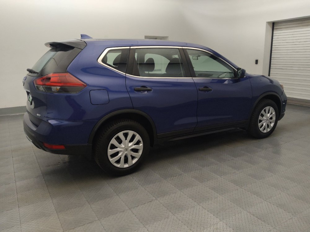 Used 2018 Nissan Rogue S AWD/4WD image 10