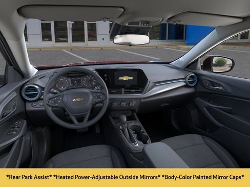 New 2026 Chevrolet Trax LS w/ LS Convenience Package FWD image 4