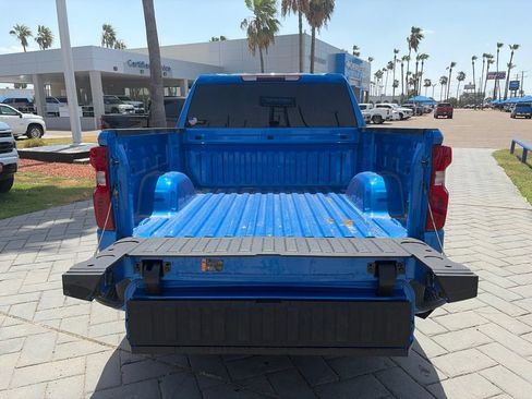 Used 2026 Chevrolet Silverado 1500 Custom w/ Turbomax Blackout Package RWD image 5