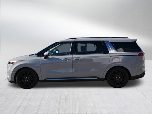 Certified 2024 Kia Carnival SX Prestige image 4