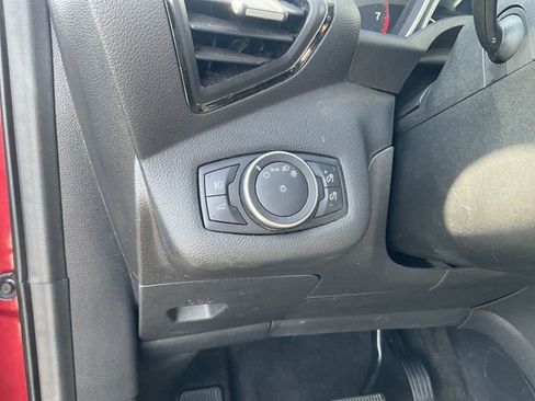 Used 2018 Ford Escape SEL w/ Ford Safe & Smart Package image 17