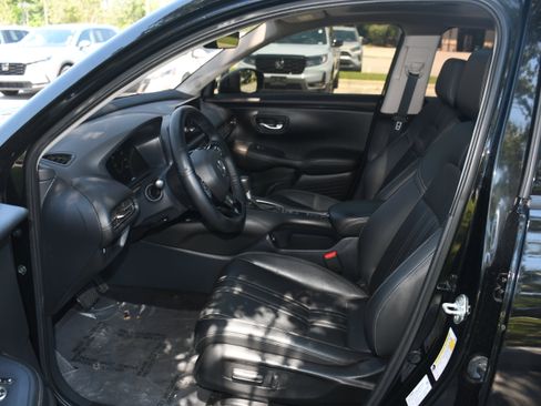 Used 2023 Honda HR-V EX-L image 8