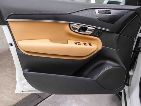 Used 2021 Volvo XC90 T6 Inscription w/ Advanced Package image 21