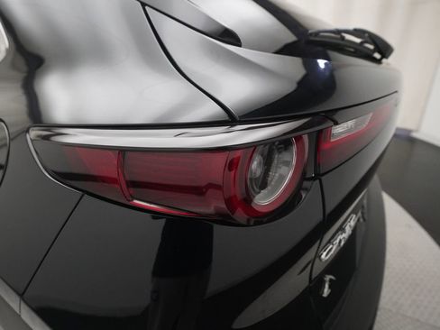 Certified 2023 MAZDA CX-30 AWD 2.5 S w/ Preferred Package image 32