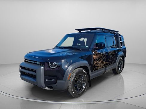 Used 2023 Land Rover Defender 130 SE image 1