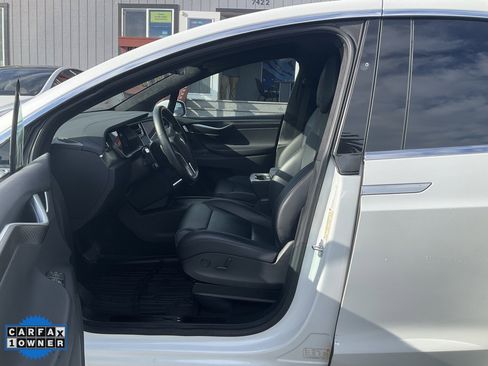 Used 2017 Tesla Model X 75D image 14
