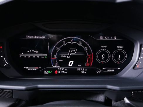 Used 2023 Lamborghini Urus Performante AWD/4WD image 21