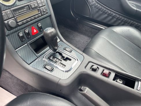 Used 1998 Mercedes-Benz SLK 230 image 11