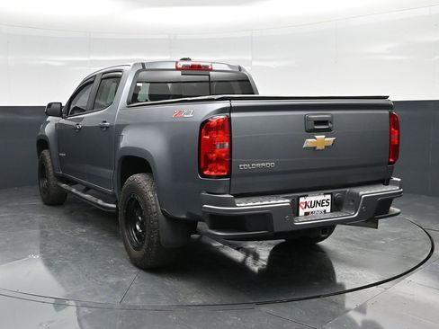 Used 2019 Chevrolet Colorado Z71 AWD/4WD image 9