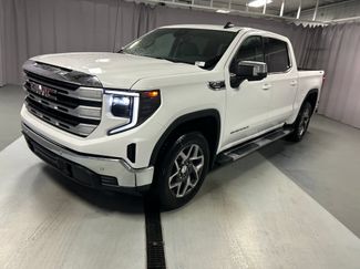 New 2026 GMC Sierra 1500 SLE w/ Preferred Package AWD/4WD video 3