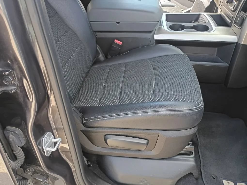 Used 2019 RAM 1500 Lone Star AWD/4WD image 19