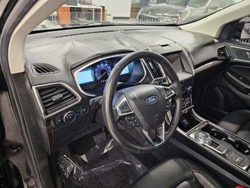 Used 2019 Ford Edge SEL w/ Equipment Group 201A image 7