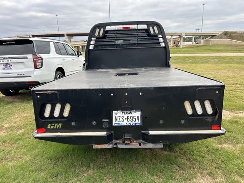 Used 2019 Ford F250 XL w/ Power Equipment Group image 6