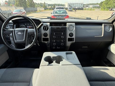Used 2011 Ford F150 XLT w/ XLT Chrome Pkg AWD/4WD image 3