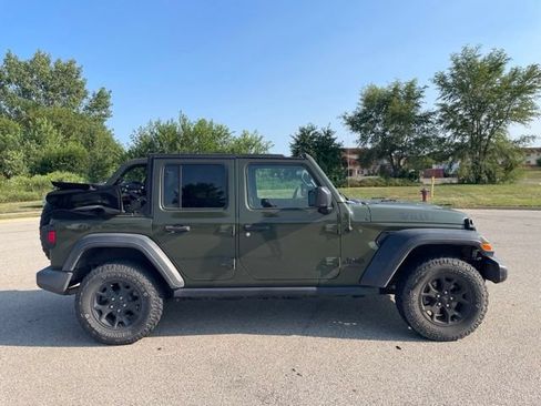 Used 2021 Jeep Wrangler Unlimited Sport AWD/4WD image 2