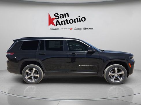 New 2026 Jeep Grand Cherokee L Limited AWD/4WD image 9