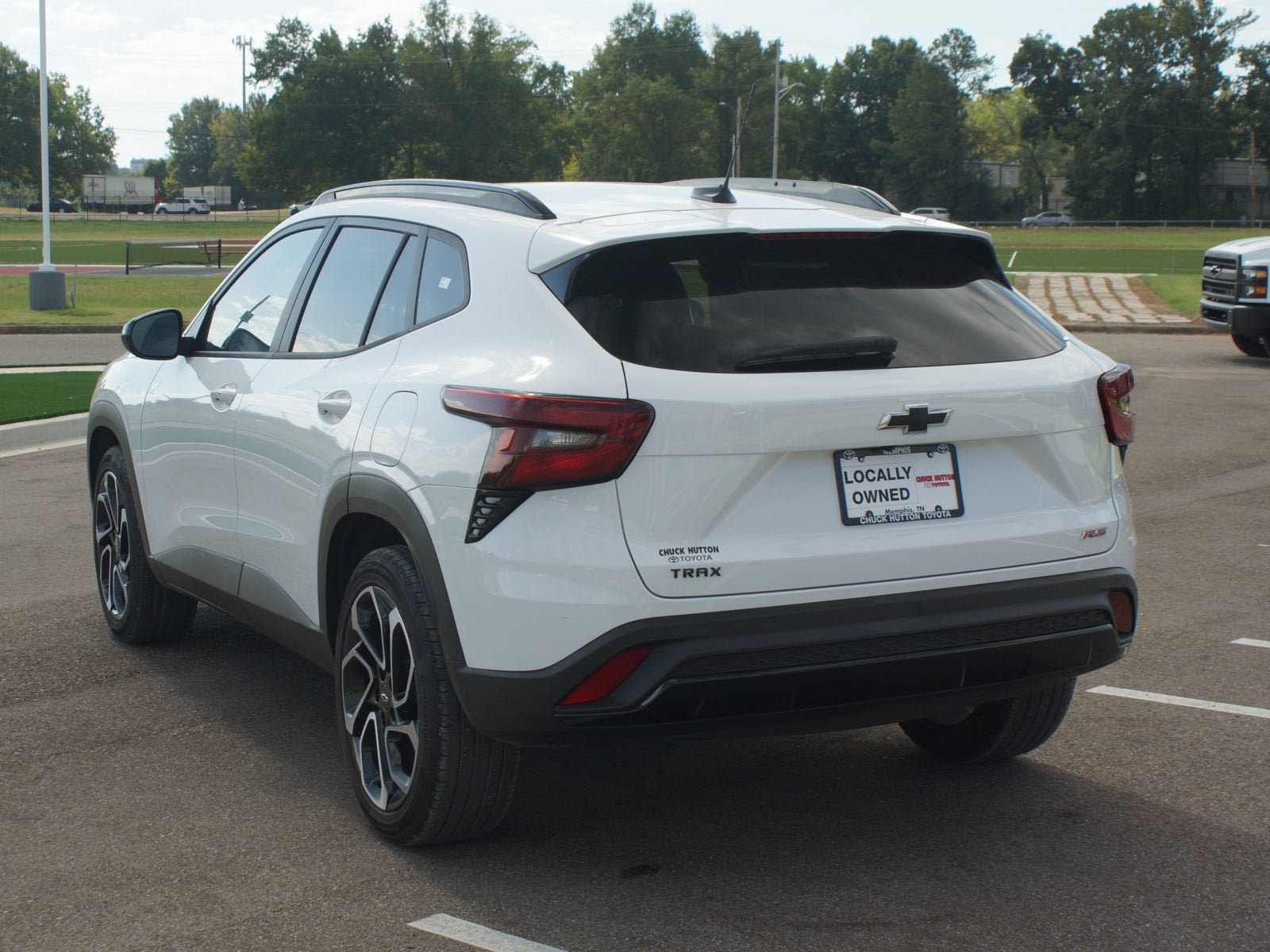 Used 2025 Chevrolet Trax RS w/ Sunroof Package FWD image 16